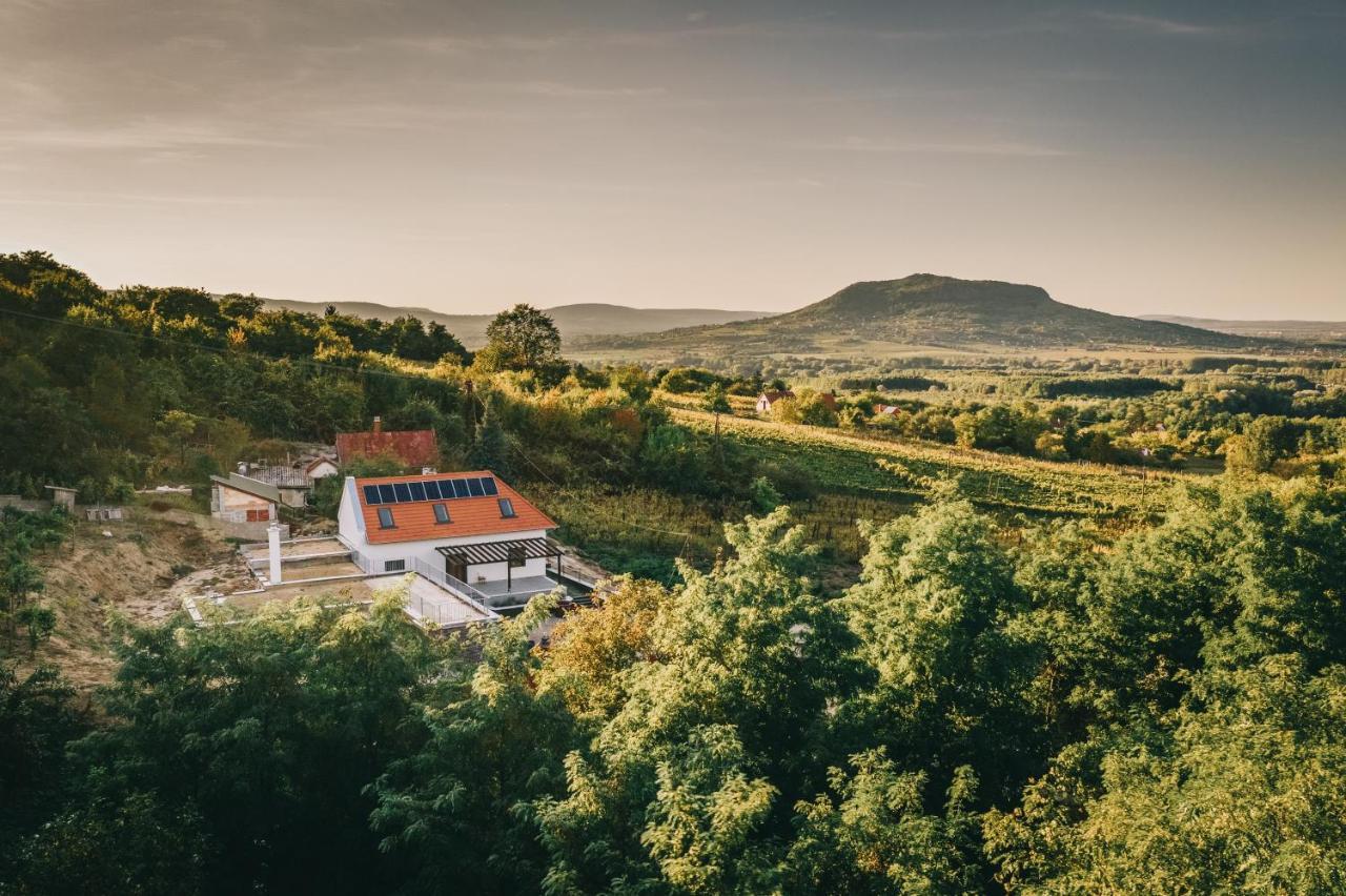 Hotel Fata Birtok Nemesgulács Esterno foto